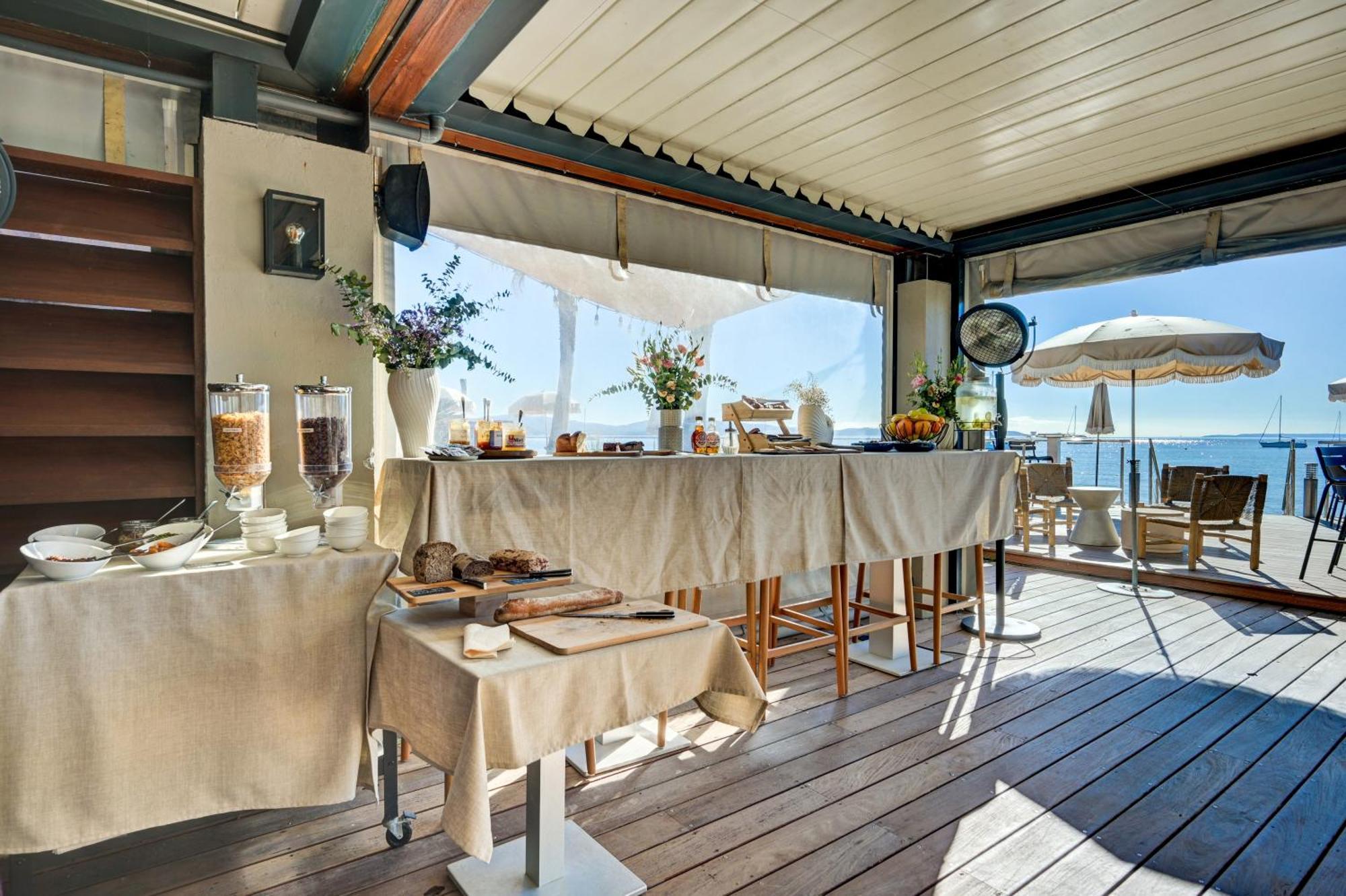 Hotel Bor Hyères Esterno foto